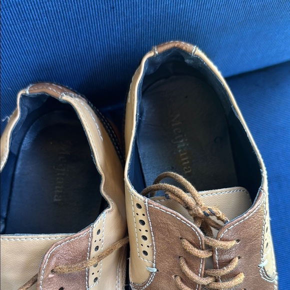 Blue and Tan Leather Oxford Shoes with Brogue Detailing - Picture 3 of 5